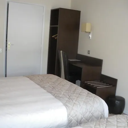 Brit Bayeux Relais Foret 3* Montfiquet