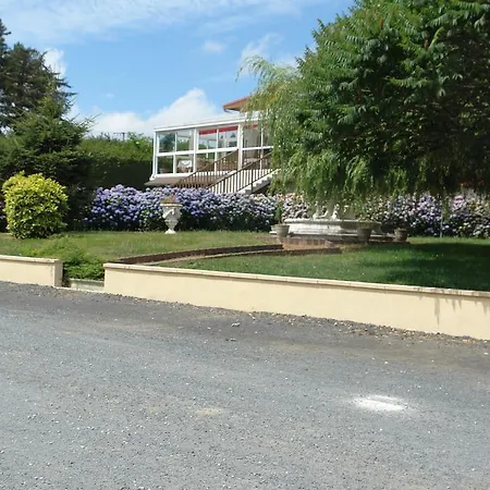 Otel Brit Bayeux Relais Foret