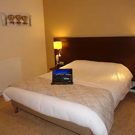 Otel Brit Bayeux Relais Foret 3*
