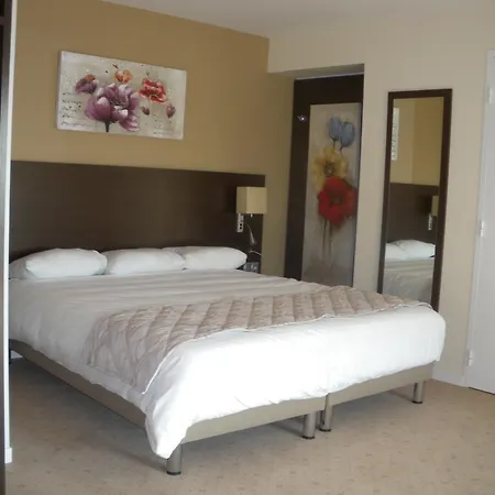 Otel Brit Bayeux Relais Foret 3*